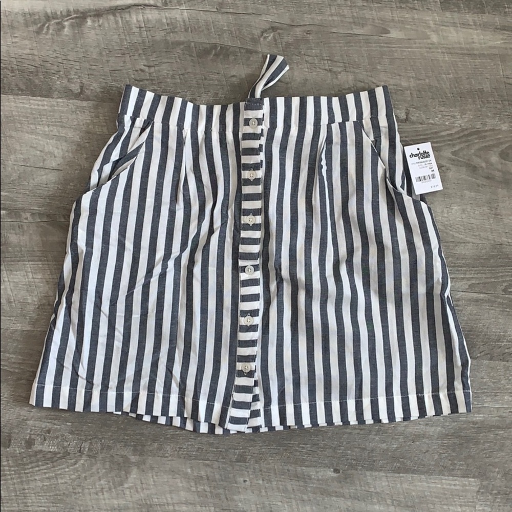 CHARLOTTE RUSSE striped skirt with bow